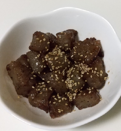 最初はお弁当の副菜に何かないかなぁと思ってレシピを探していました!!子供がこんにゃく大好きなので、こんにゃくメインで♥️美味しく出来て喜んで貰えました(^-^)