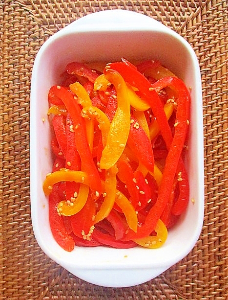 作り置きおかず パプリカのナムル風炒め レシピ 作り方 By はぁぽじ 楽天レシピ