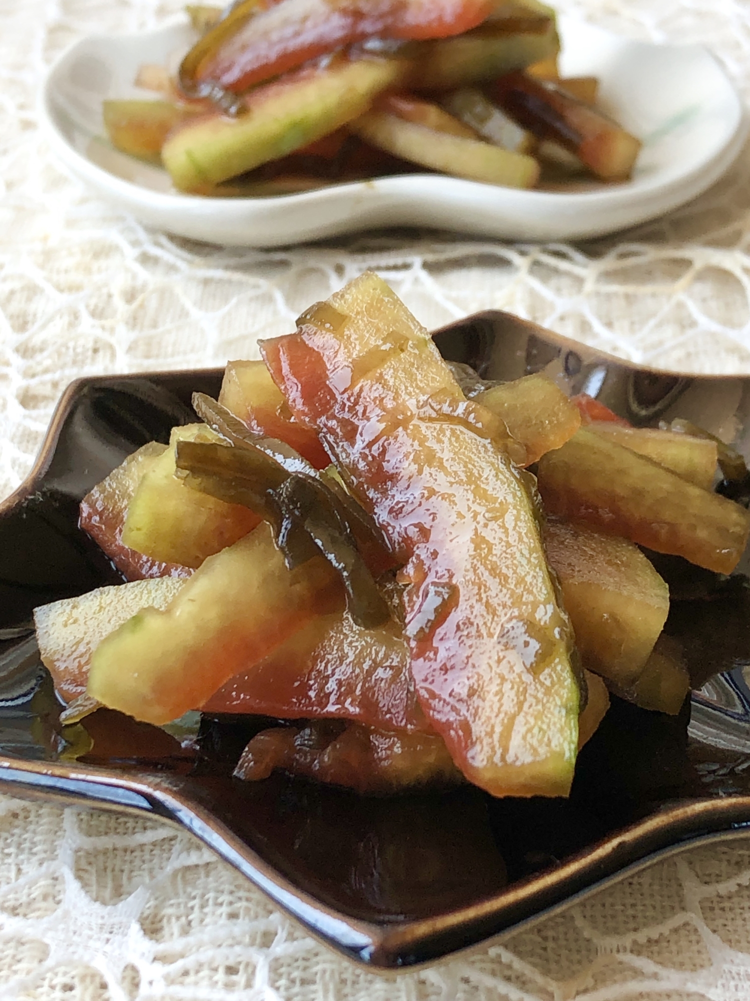 ポリポリ美味しい♡スイカの皮と塩昆布の漬物