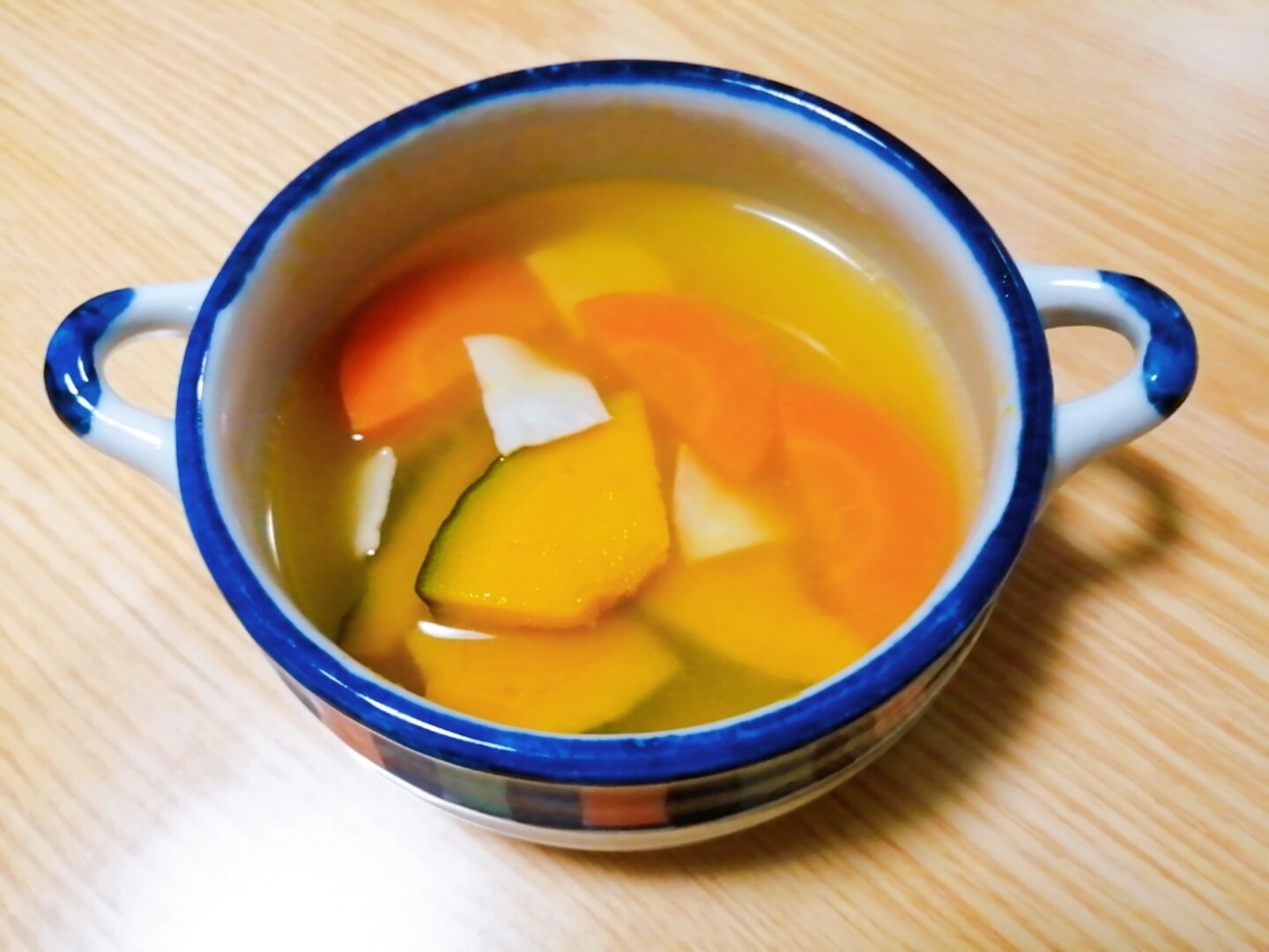 かぼちゃと人参とハムの中華スープ レシピ・作り方 by はじゃじゃ