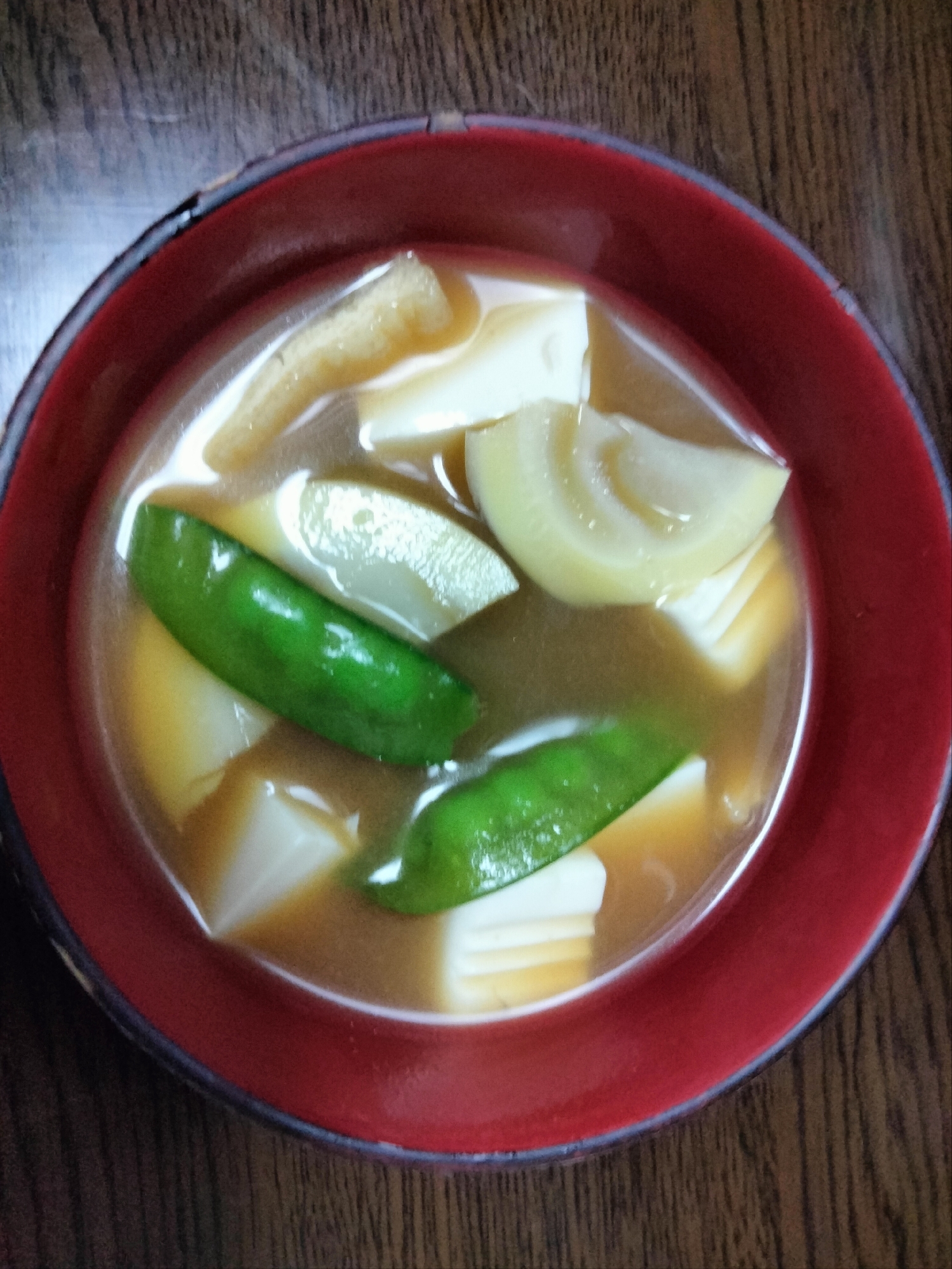 たけのこ絹さや豆腐の味噌汁