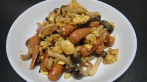 ウインナーとしめじと卵 オイマヨ炒め レシピ 作り方 By ワンワンピポっち 楽天レシピ