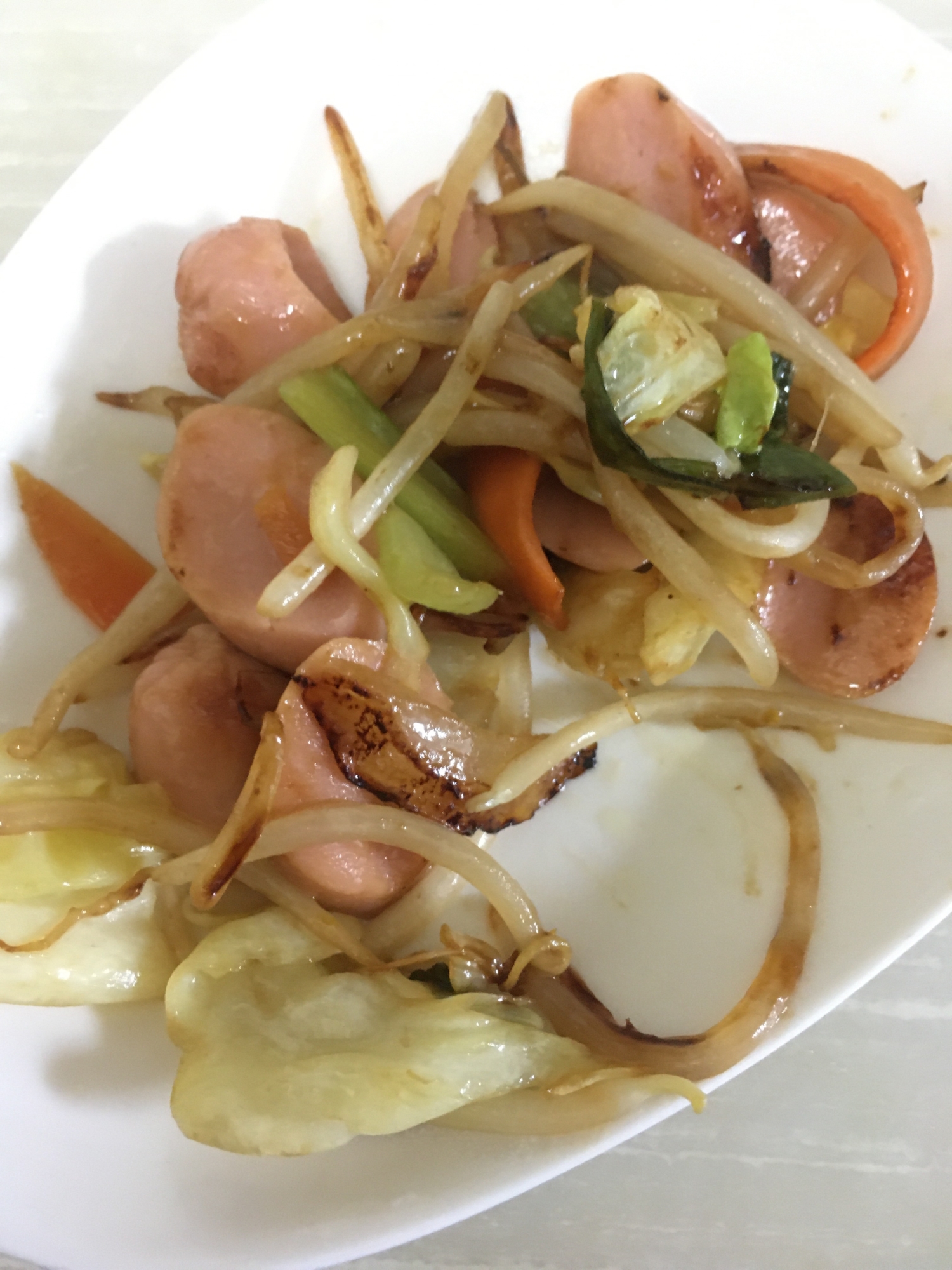 魚肉ソーセージと野菜ミックスの焼き肉のタレ炒め♪
