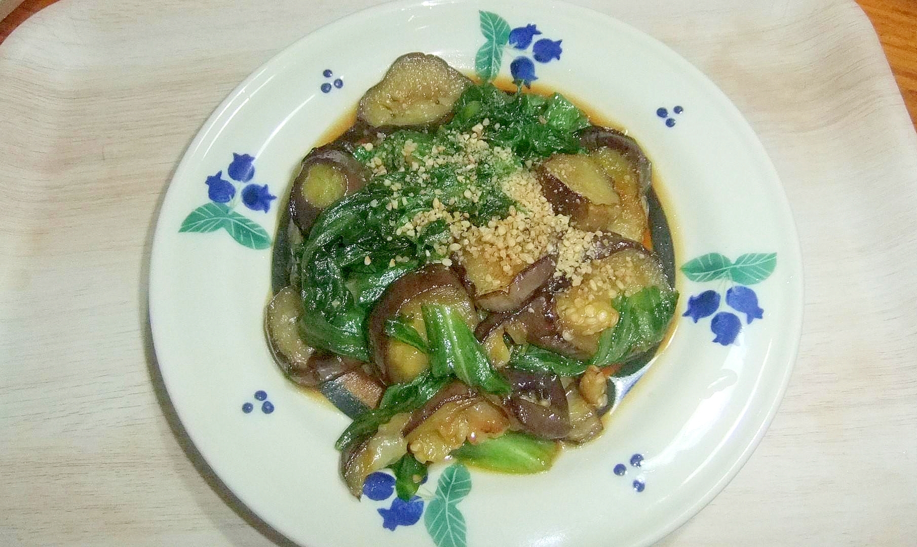 ナスとレタスの炒め煮