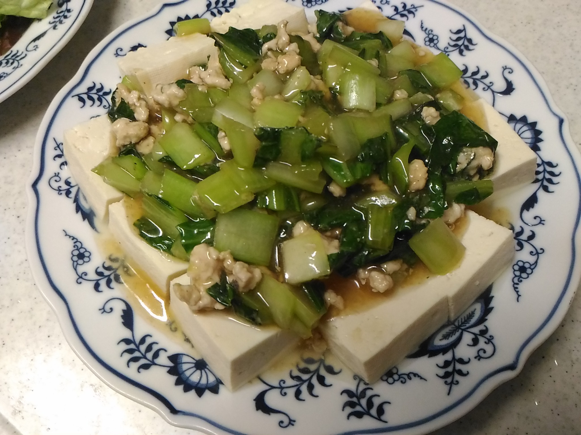 豆腐と小松菜、鶏ひき肉の醤油あんかけ