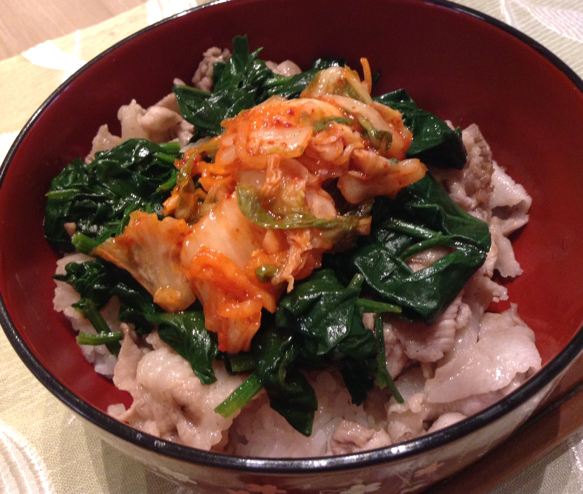 ほうれん草と豚肉の簡単ビビン丼