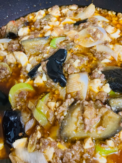 ナスがトロトロになってとてもおいしかったです！豆腐が消費期限間近だったので少し追加しました。調味料も手軽なのでまたリピートしたいです。