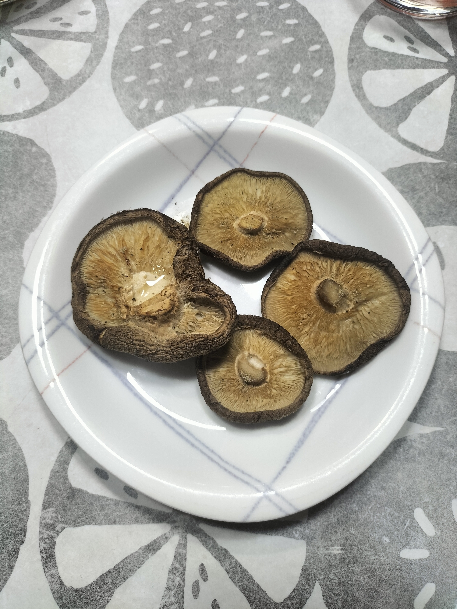 大きな椎茸のグリル焼き
