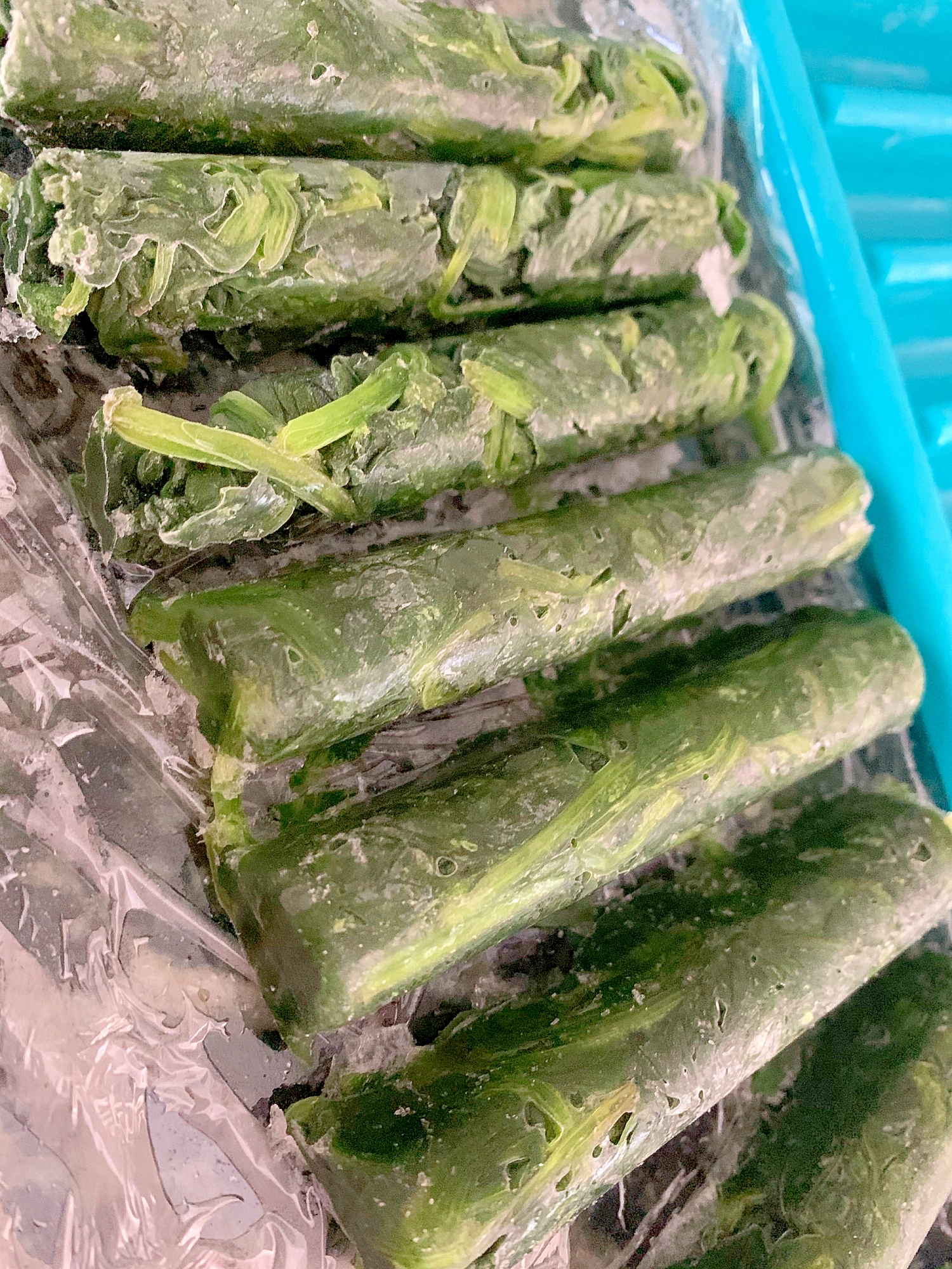 ほうれん草を冷凍庫にストック!普段使いから離乳食も