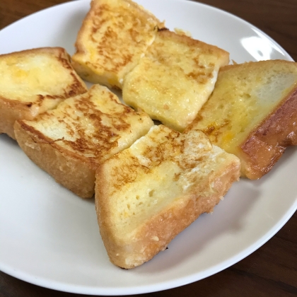 生クリーム入りのフレンチトーストは初めて作ったのですが、濃厚で美味しかったです(o^^o)
ごちそうさまでした！