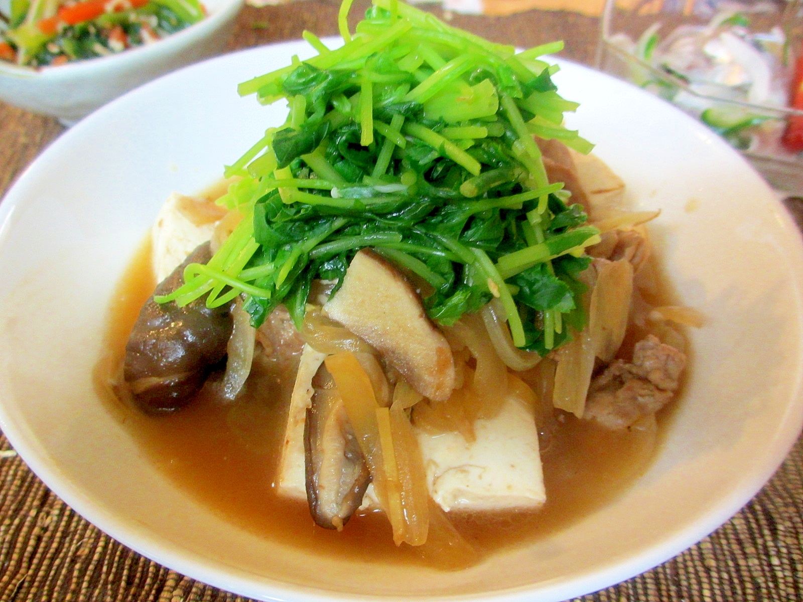 椎茸と三つ葉の豚肉豆腐