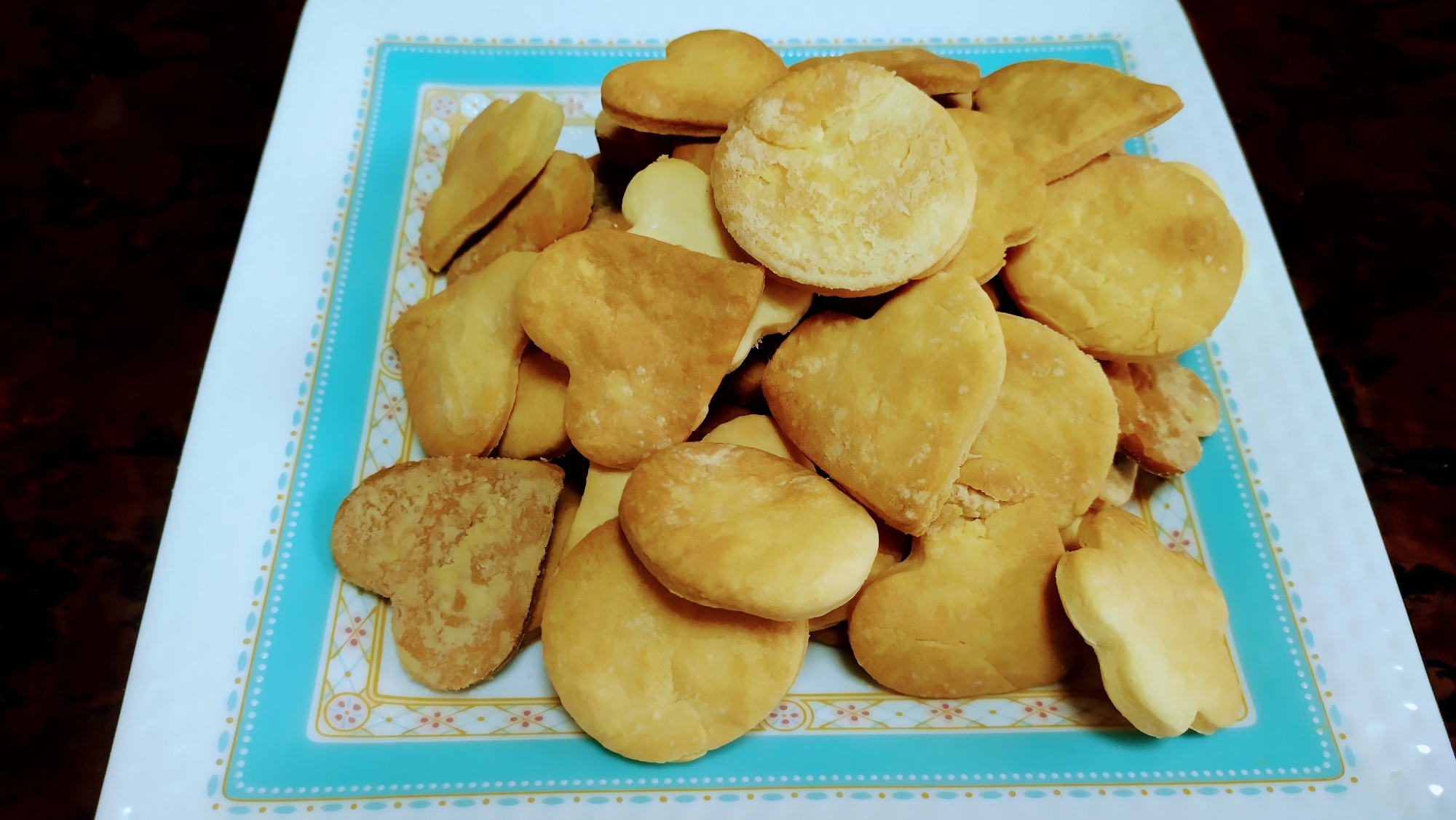 余った生クリームで!型抜きクッキー