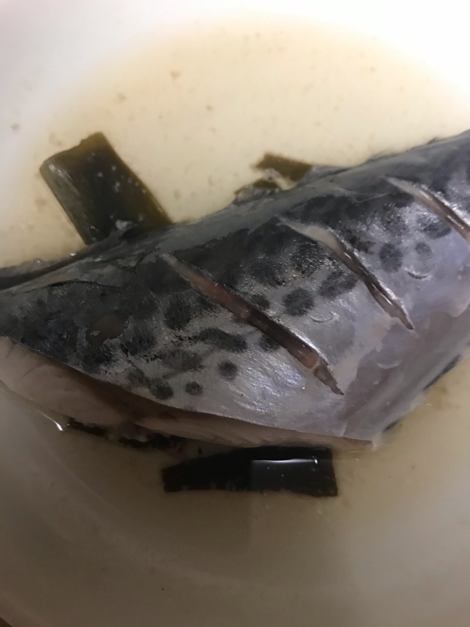 3分でできる！レンジでサワラの昆布酒蒸し