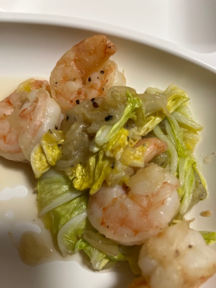 調味料に漬けてる時間が長くなりエビが塩辛くなってしまい玉ねぎと白菜追加して焼きました。ちゃんと美味しくできたので良かったです（笑）
