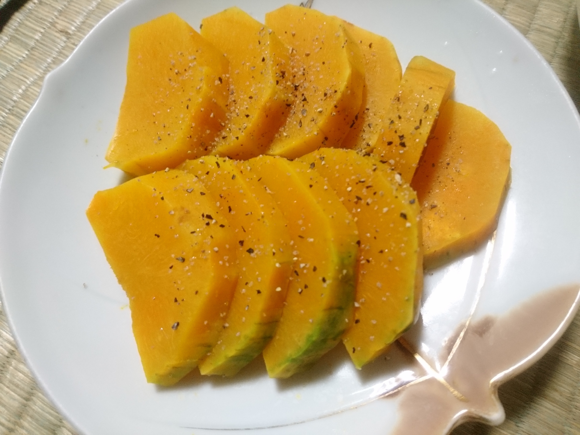 レンジでひょうたんかぼちゃのシンプル蒸し レシピ 作り方 By あやめぇ 楽天レシピ レンジでひょうたんかぼちゃのシンプル蒸し レシピ 作り方 By あやめぇ 楽天レシピ