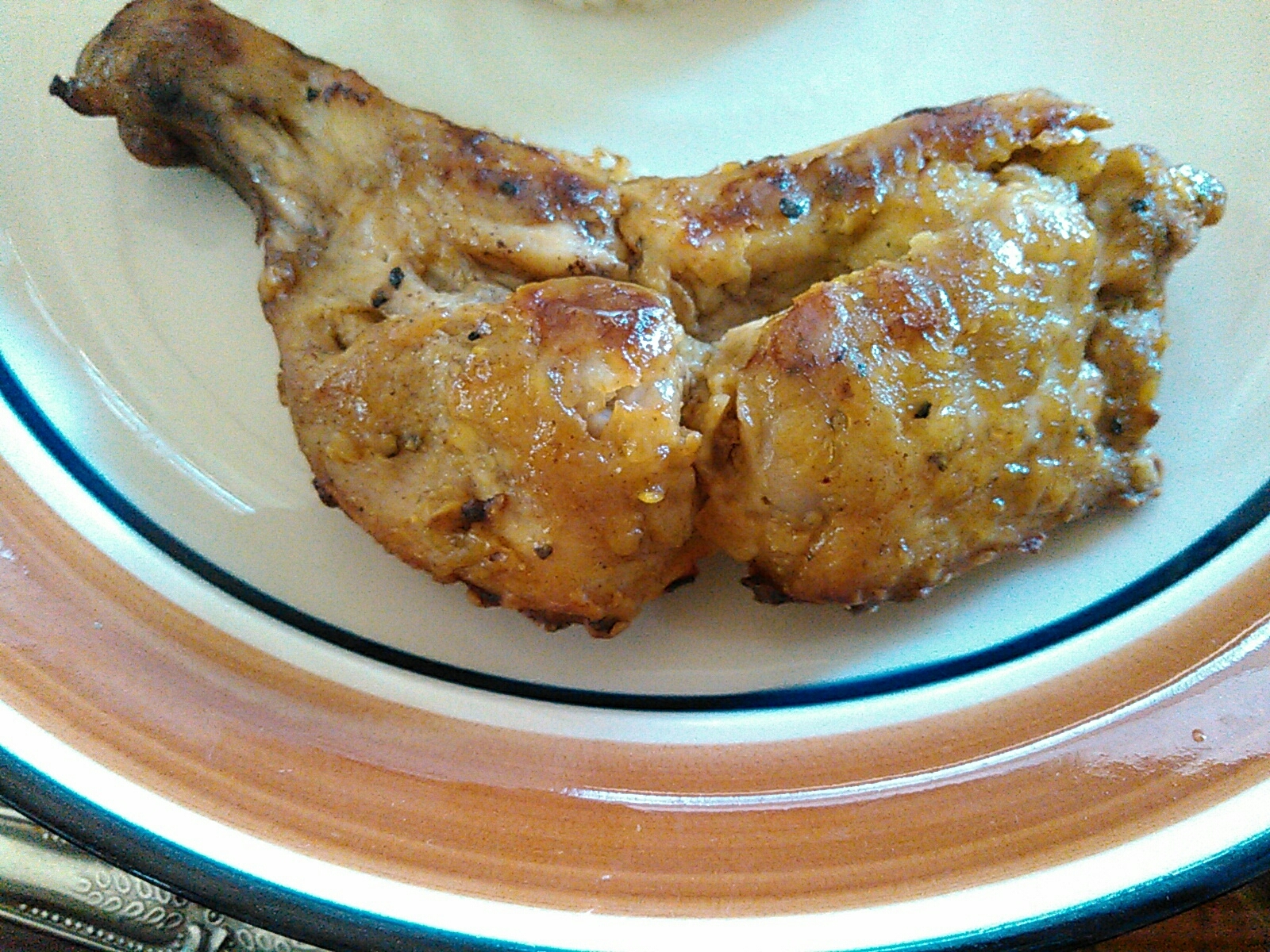 骨付きチキンの和風ハーブグリル