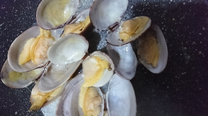 あさりのバター醤油の酒蒸し