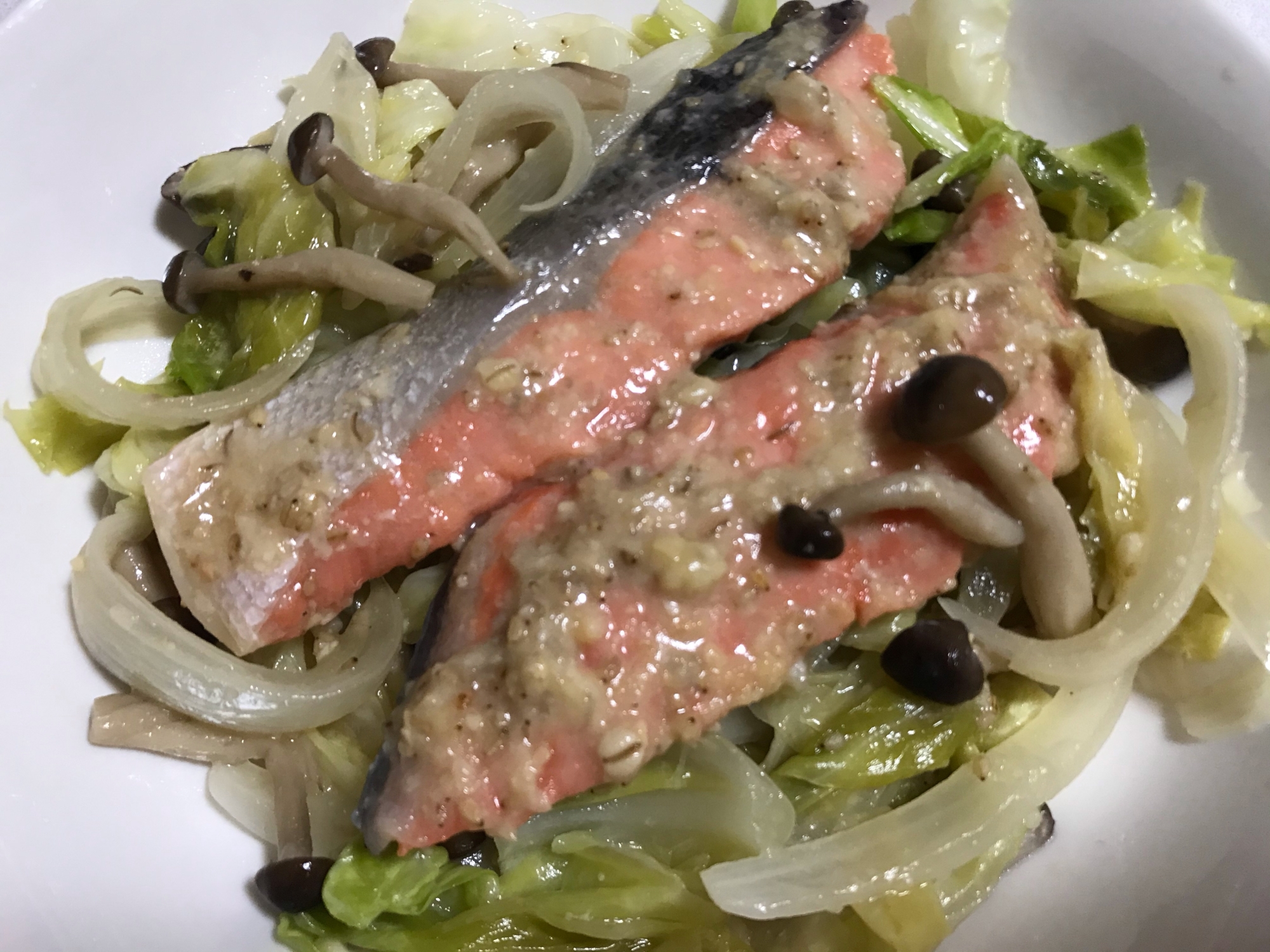 下味冷凍 鮭のごまちゃんちゃん焼き レシピ 作り方 By ゆじぽ 楽天レシピ