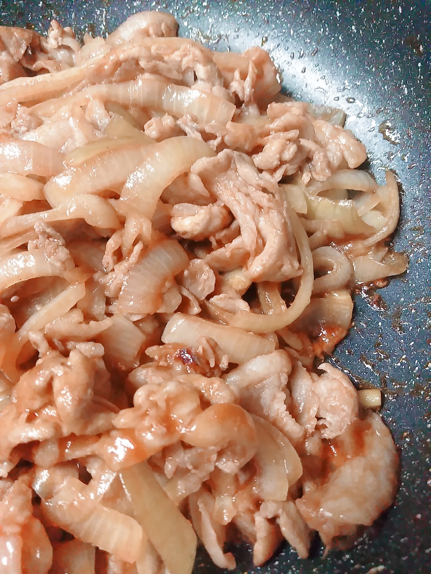 豚肉と新玉ねぎのケチャップ炒め