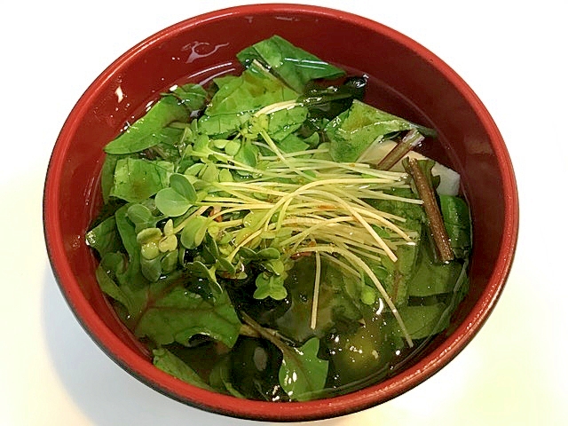 ほうれん草とワカメと高野豆腐の☆即席和風スープ