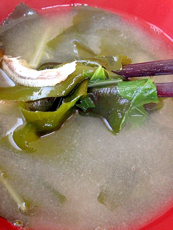 ワカメと水菜のシャキシャキ味噌汁