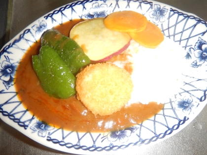 薩摩芋ピーマン人参南瓜の野菜カレー