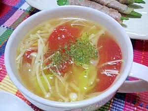 具たっぷり♪トマト&エノキのトロッと生姜スープ☆