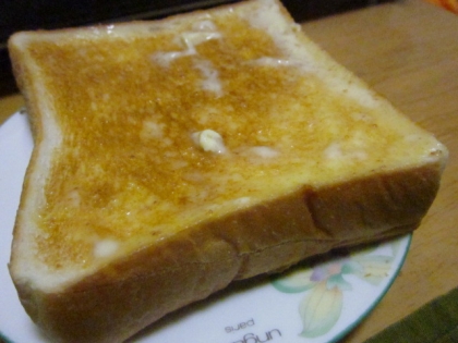 蜂蜜バタートースト