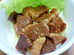 飛騨牛のサイコロステーキ丼(＾＾）韓国風