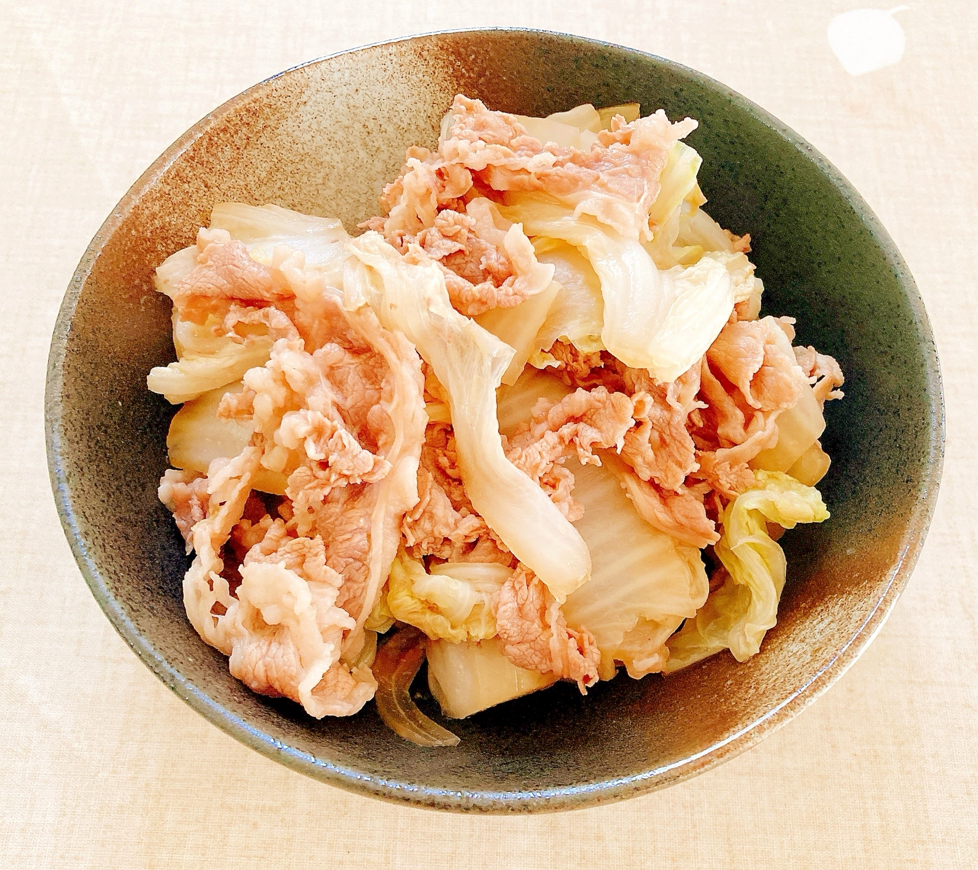 麺つゆで牛肉と白菜の煮物