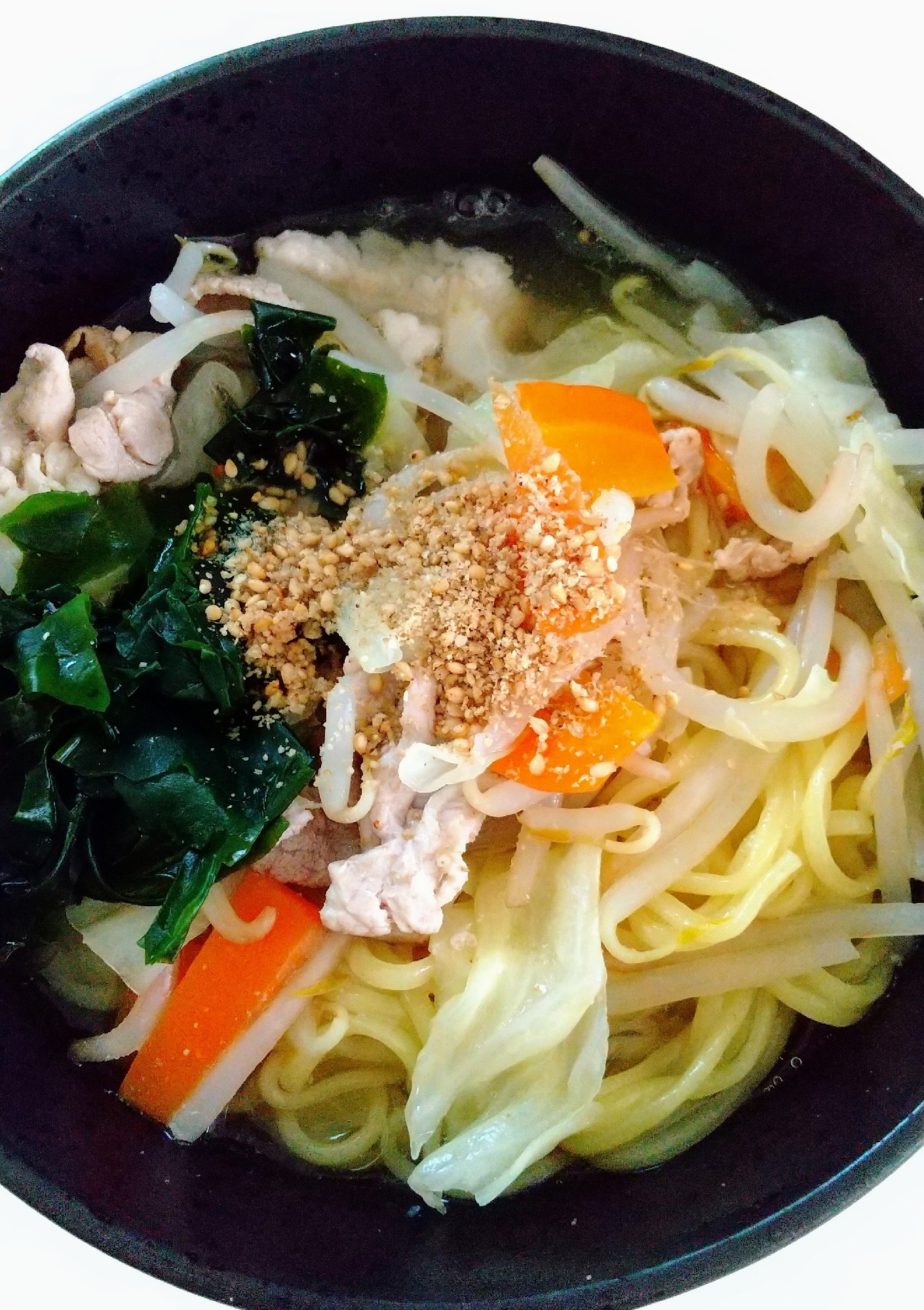 野菜たっぷり!インスタントラーメンの作り方