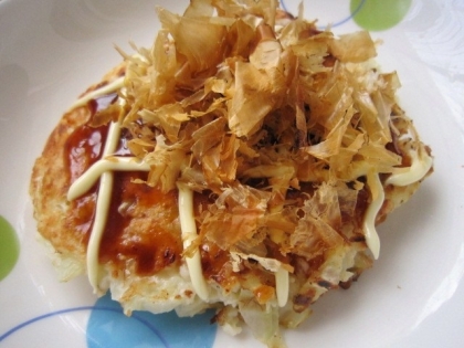 豆腐入りのフワフワ生地がおいしい～！！
キャベツを細かく刻んだので、野菜があまり得意でない１歳のわが子も
モリモリ食べてました。また作ります！