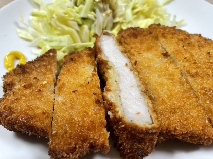 少量の油で揚げ焼きとんかつ