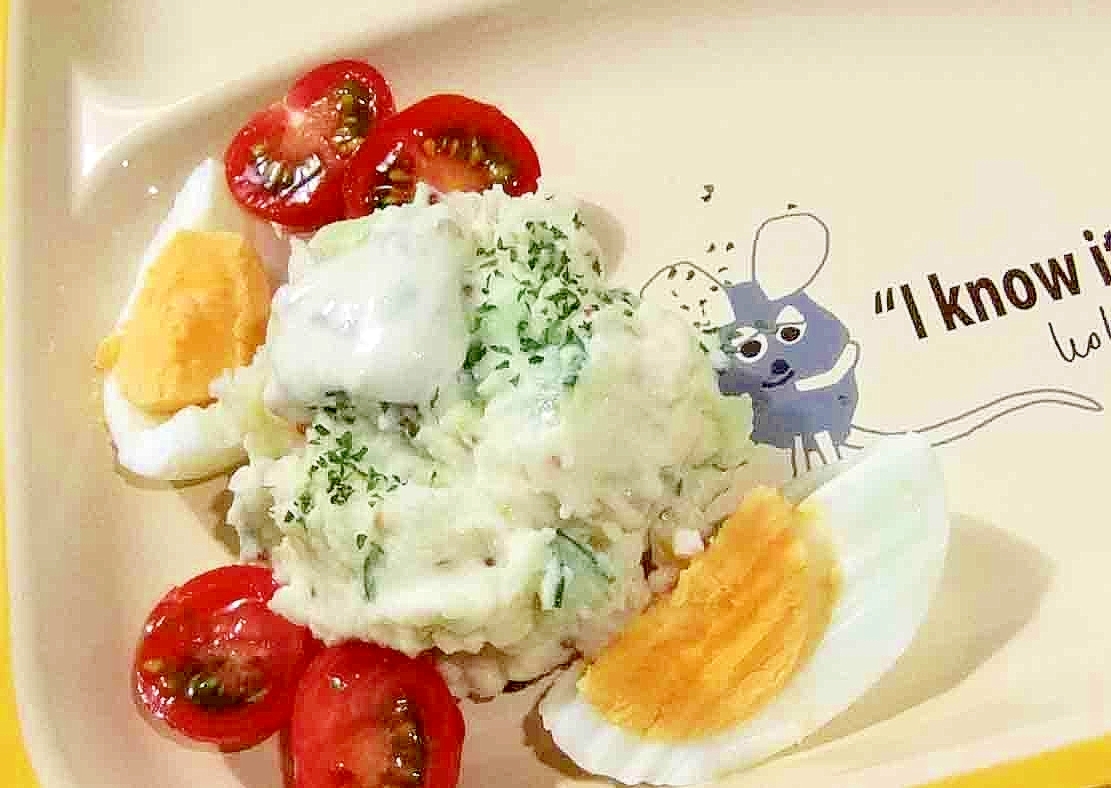 ポテトと好きな野菜でサラダ