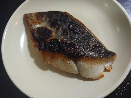 フライパンで。サワラのカリっと塩焼き