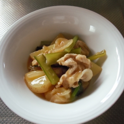 小松菜も加えてみました♪味付けも簡単で美味しいですね。
美味しいレシピごちそう様です。