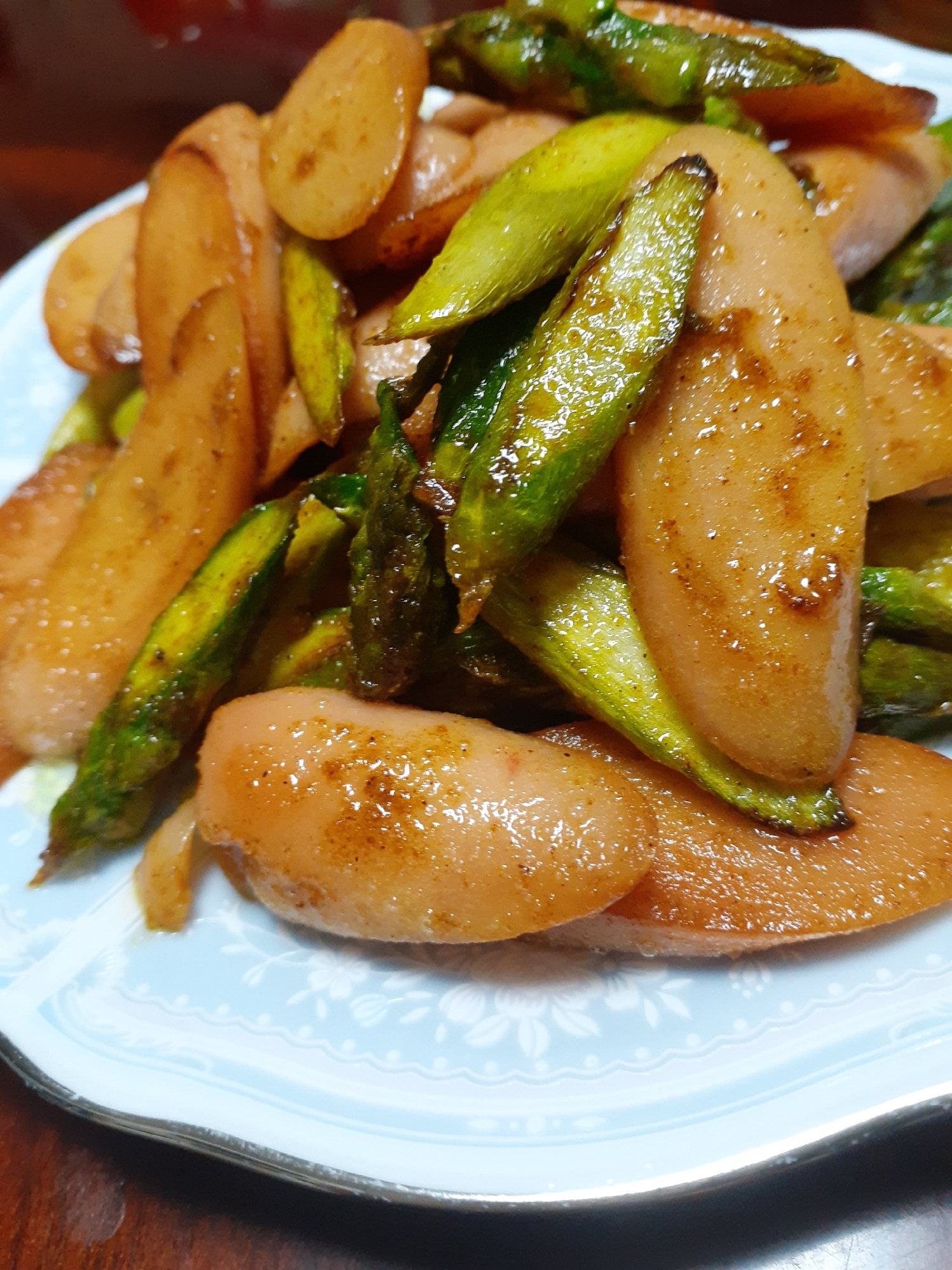 魚肉ソーセージとアスパラのマヨカレーソテー