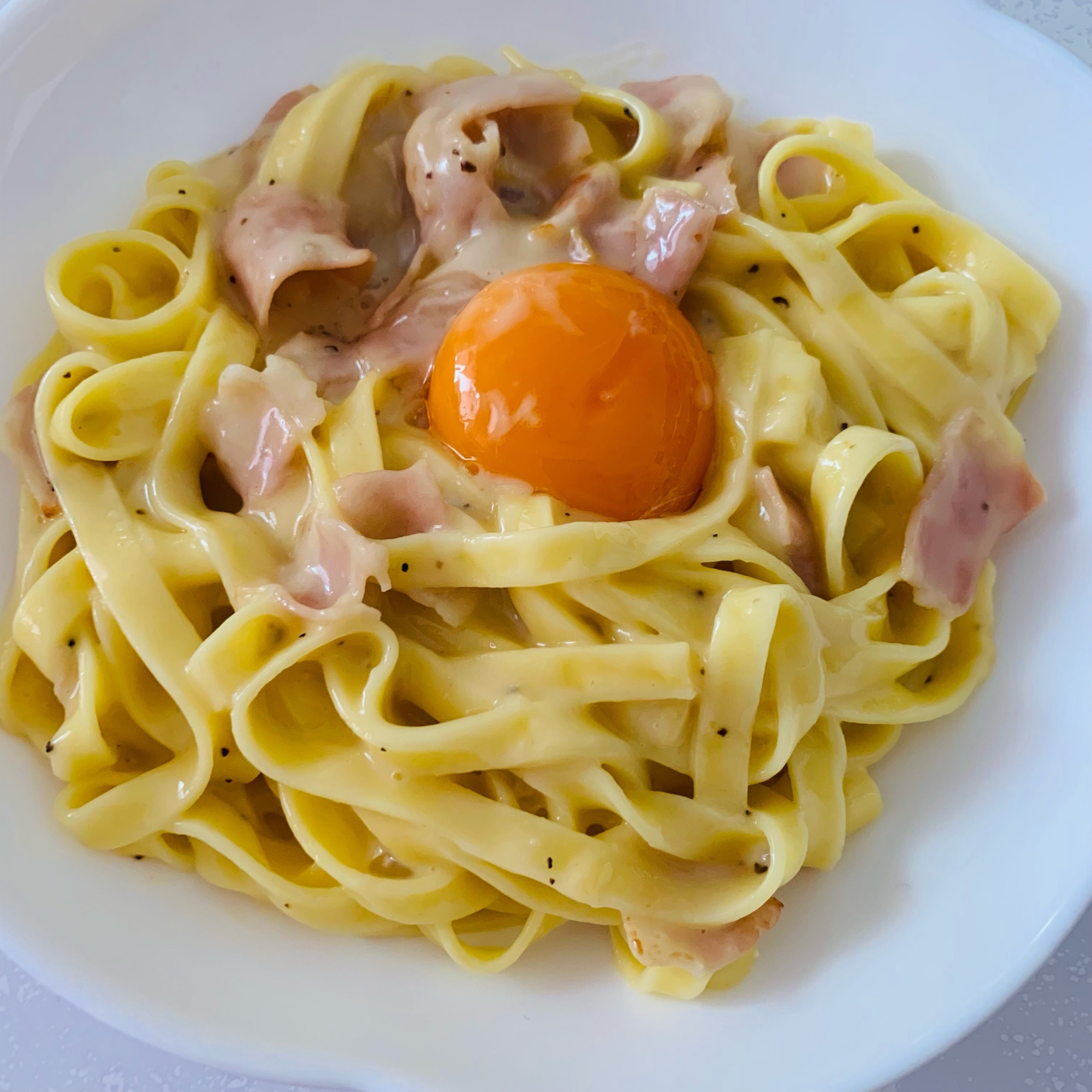 簡単レトルトでも美味しいカルボナーラ