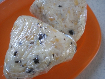 ご飯を食べよう✿紫蘇味噌生姜の天かすおにぎり✿