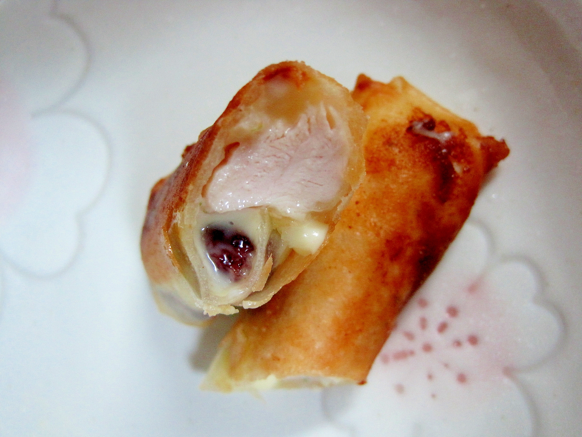 チーズ・チキン・クランベリー春巻き