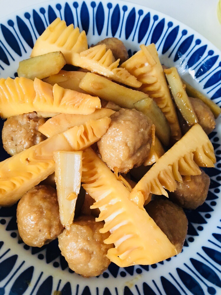 タケノコとれんこんと肉団子の生姜焼き