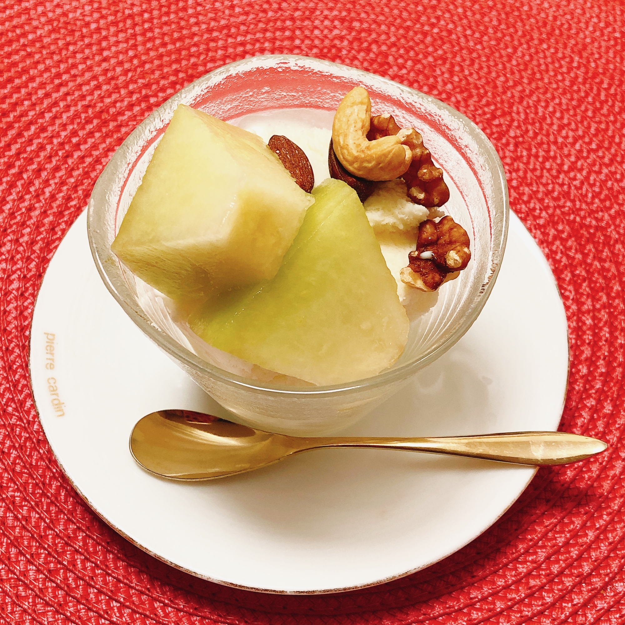 季節のフルーツナッツ♪牛乳アイス（メロン）