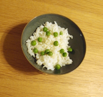 ＊早く春を感じたい！グリンピースご飯＊