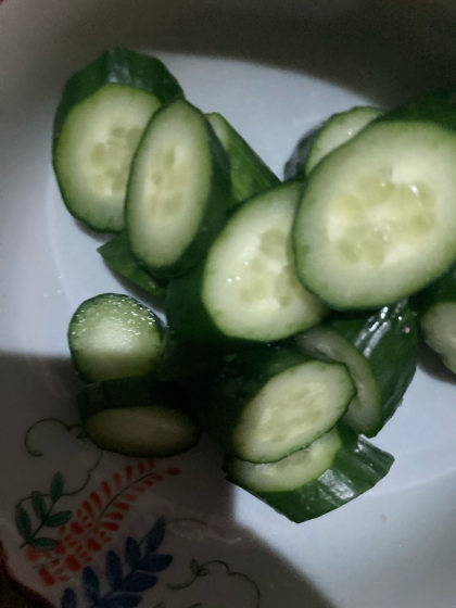 きゅうりを干して漬物に