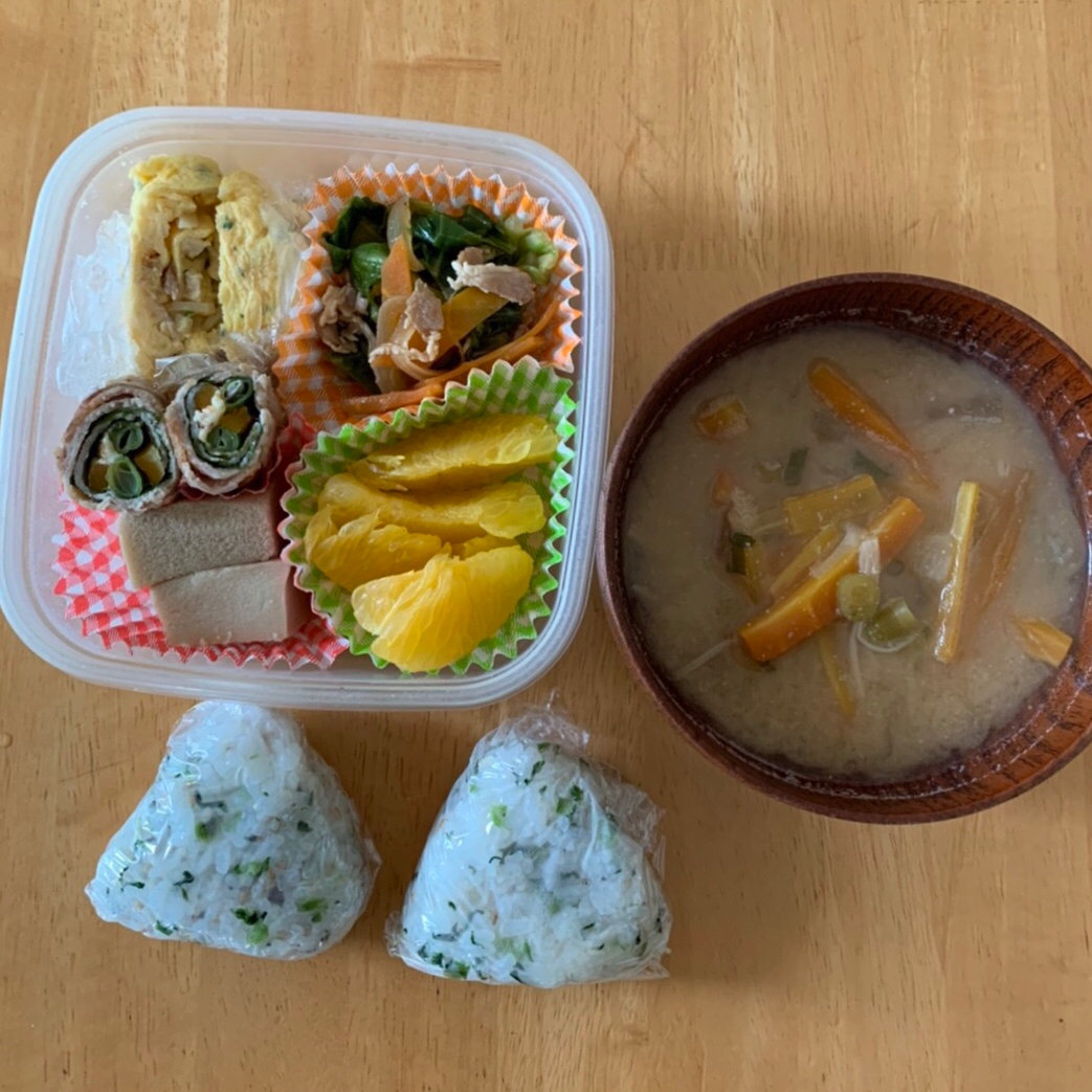 おばあちゃんのお弁当3 味噌汁付き