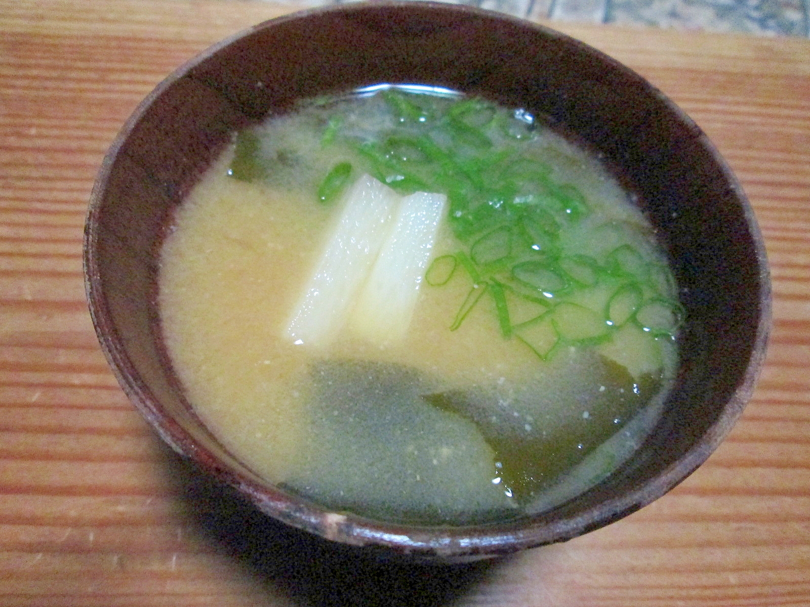 長芋と若布の味噌汁