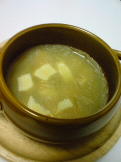 オニオンスープの粉で作るチーズスープ