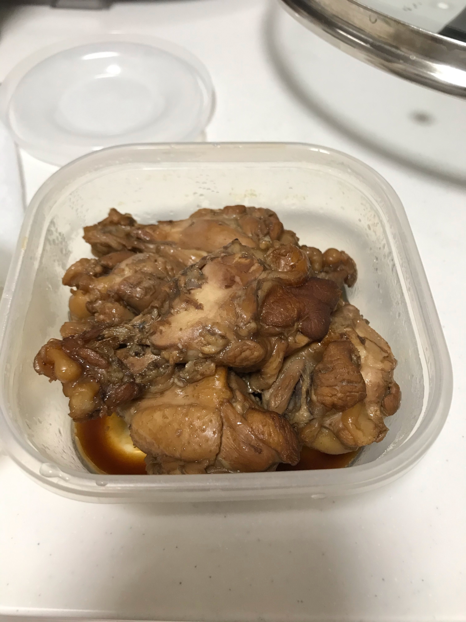 煮るだけで簡単！鶏の手羽元のさっぱり煮！