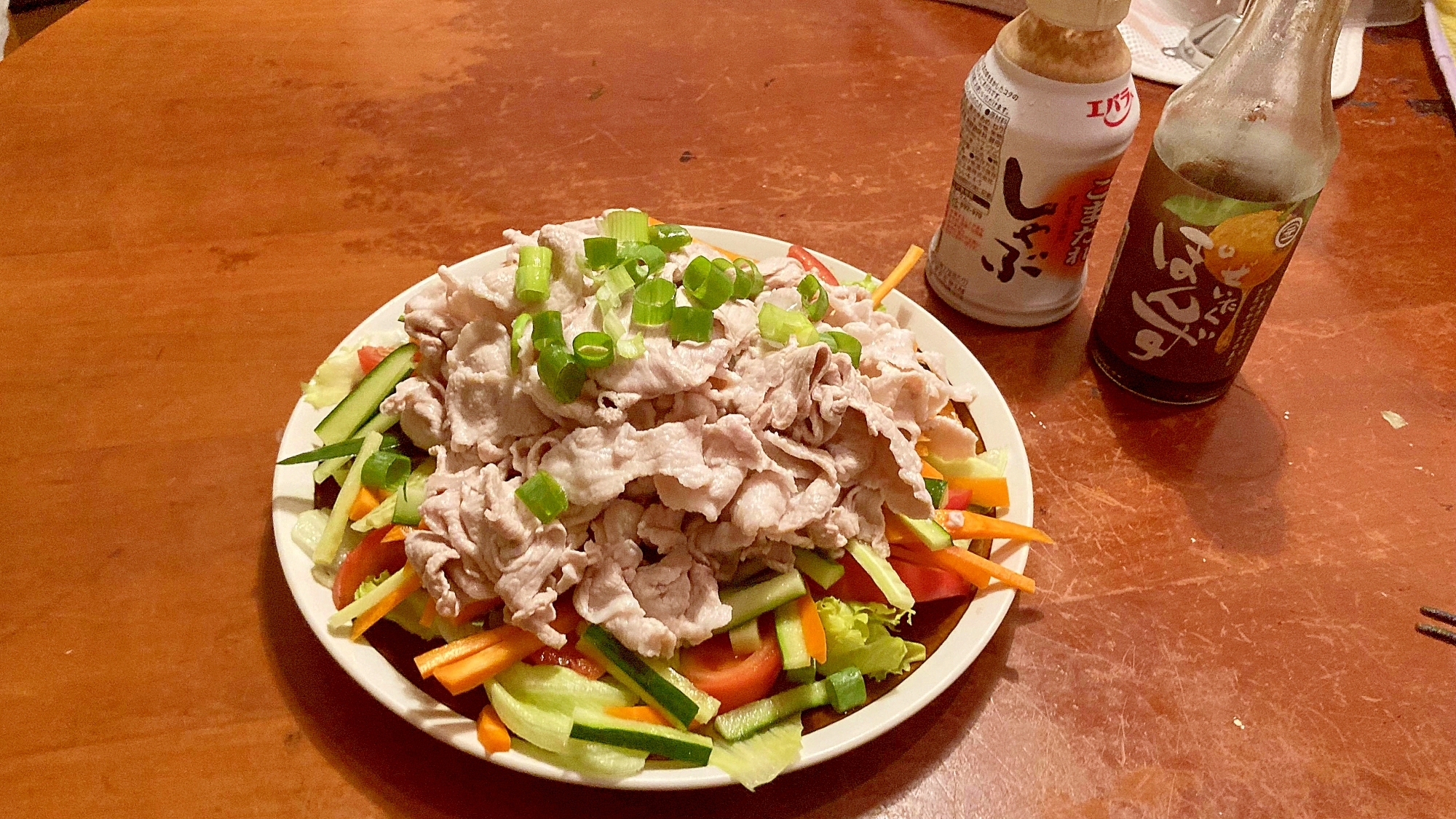 豚しゃぶと彩り野菜のサラダ仕立て