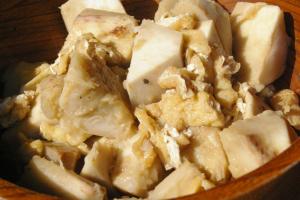 京芋と油揚げの煮物 レシピ 作り方 By 和土 楽天レシピ 京芋と油揚げの煮物 レシピ 作り方 By 和土 楽天レシピ